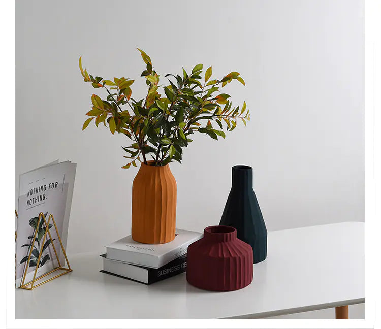 Modern Minimalist Ceramic Vase for Nordic Home Decor