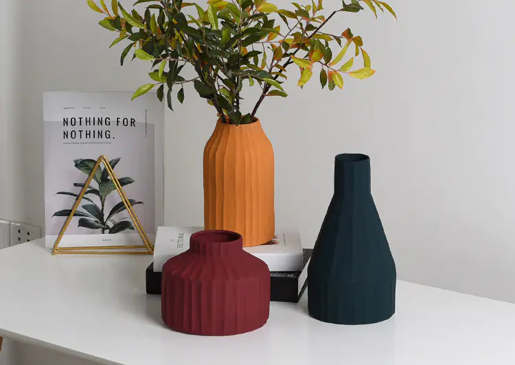 Modern Minimalist Ceramic Vase for Nordic Home Decor